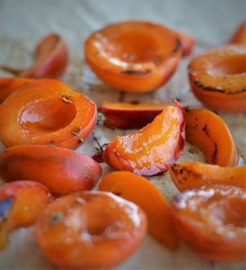 abricots rôtis thym et balsamique